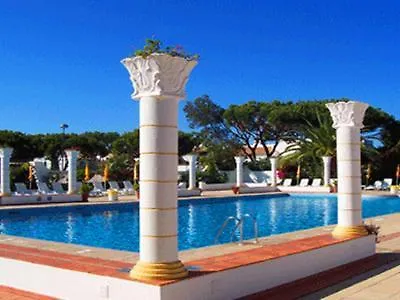Sleeps 8 Pool Air Con Wifi *