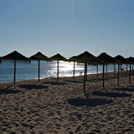 빌라 Sleeps 8 Pool Air Con Wifi 발도로보